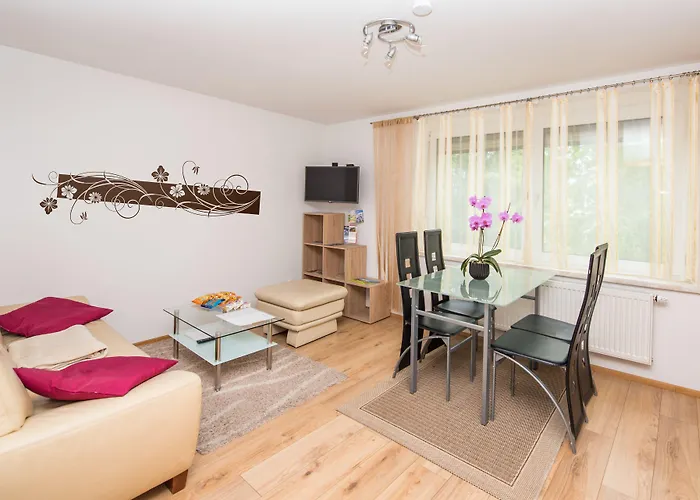 Ferienwohnungen Und Zimmer Yassi